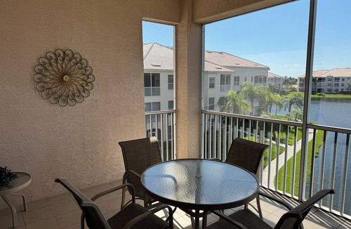 Tropical Cove Condo | Tropical Oasis at Lexington CC Lake Village
