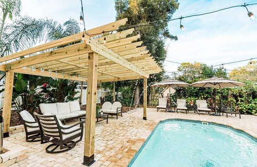 Longwood House | Tropical Oasis - Heated Luxury Pool - Game Room