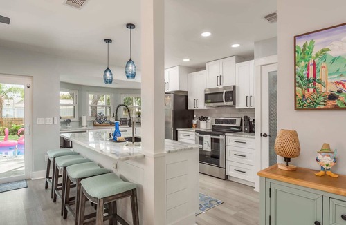 Tarpon Springs House | Tropical Oasis Retreat in Tarpon Springs
