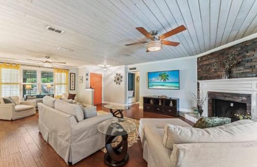 Fruit Cove House | Tropical Paradise-Main House - Team Joseph Ellen