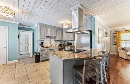 Fruit Cove House | Tropical Paradise-Main House - Team Joseph Ellen