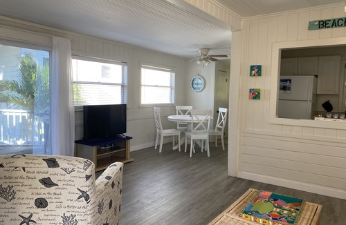 Ilexhurst Cottage | Tropical Paradise On The Beach Permit VRC17-000168