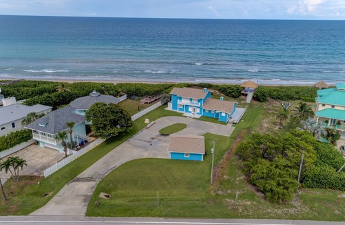 Ambersand Beach House | Tropical Paradise - Private Beach with Ocean to River Views