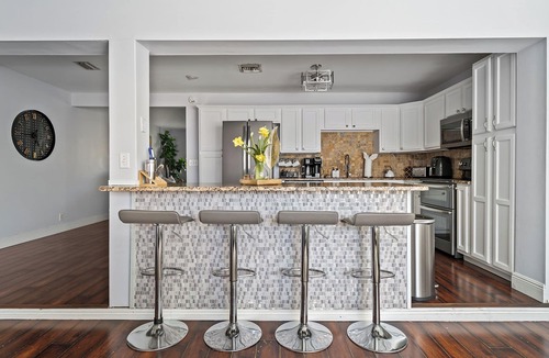 Boynton Beach Villa | Tropical Spa Escape! Pool/Spa/Sauna WIFI 4Bdrm 8 Min Bch
