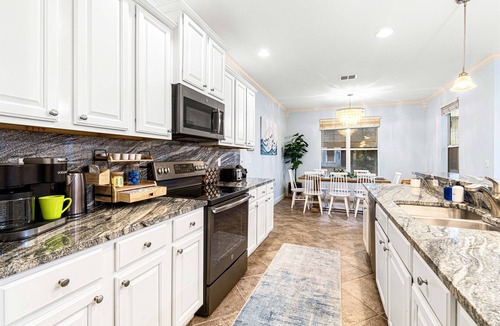 Villages of Crystal Beach House | *Tropical Tides* Walk 2 Beach | Slp 12 | Pool