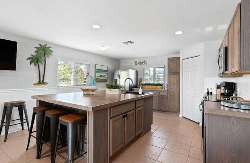 Bonita Springs Hotel | Tropical Waterfront Grande Suite with Private Balcony in Bonita Springs