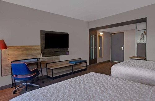 Ashley Oaks Hotel | Tru by Hilton Knoxville West Turkey Creek