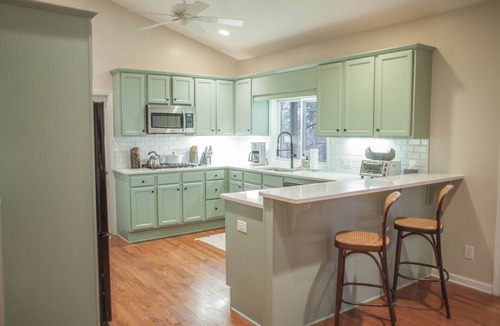 Big Canoe House | Tucked Away in Big Canoe (4 bed, 4 bath relaxing getaway)