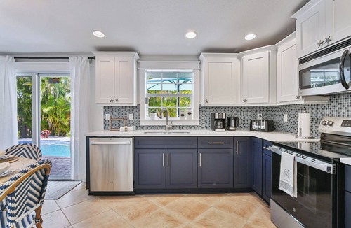 Holmes Beach House | Turtle Nest! Private Heated Pool and Access to the Beach