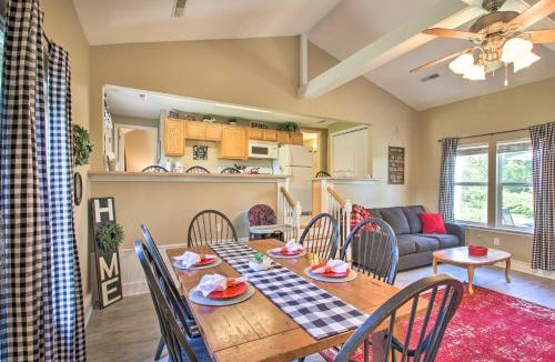 Ironton House | 'Turtle Rock' - Ironton Cabin w/Furnished Patio!