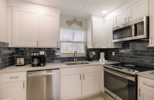 Sanibel House | Turtle Tracks West | SUMMER SALE | Free Resort Access