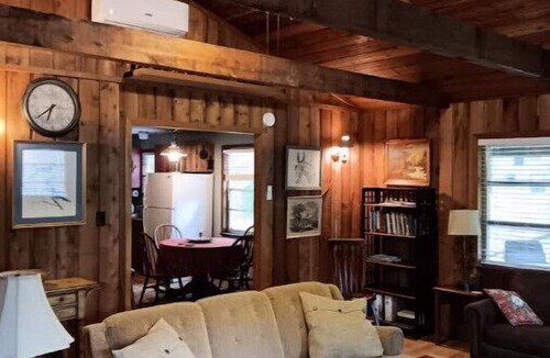 Franklin Cabin | Twin Creeks on the Cullasaja