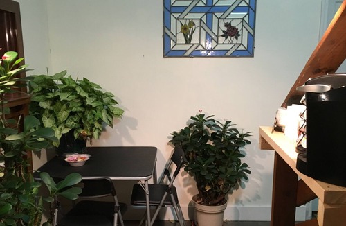 St. Elmo Improvement League Apartment | Two Beautiful Apartments for your Stay in Chattanooga at "Mountain View"
