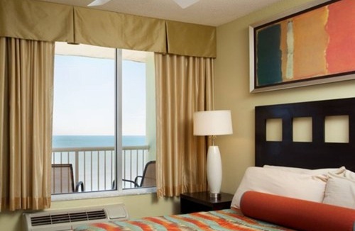 Daytona Beach Shores Resort | Two Bedroom Ocean Front Condo, Daytona Beach 2408680sa