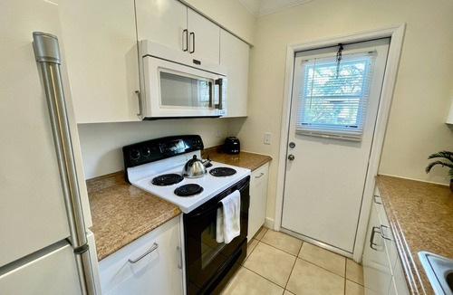 Deerfield Beach Apartment | Two Bedroom Retreat Near Deerfield Beach Pier