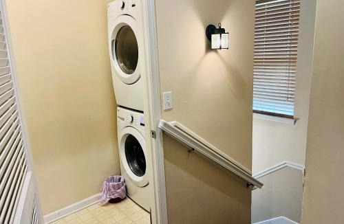 Red Hill Apartment | Two-Bedroom Vacation Condo