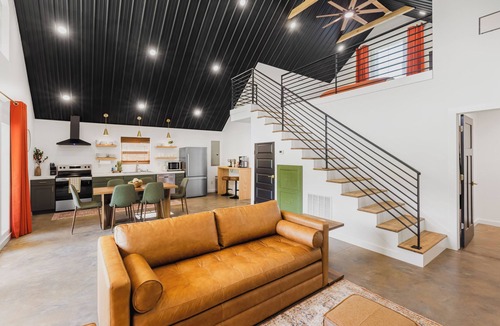 Waynesville House | Two BRAND NEW Mountain Barndominiums/Family Getaway/Sleeps 12