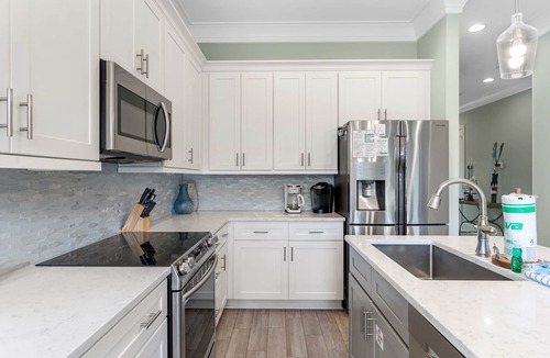 Villa Lago House | Two Golf Carts Included ~ Near Community Pool ~ Pet Friendly
