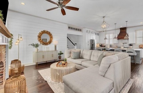 Olde Town House | Two Homes · Walk to Old Town · Fire Pit · EV