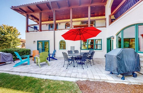 Eatonton House | Two Lake Oconee Villas with Fairway Views, Grill, Firepit & Alfresco Dining
