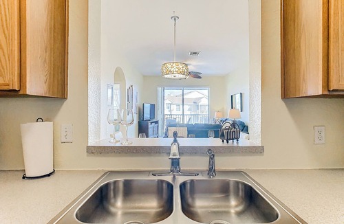 Crestwynd Bay Condo | Two Miles To Disney With Pool Water Park and Water slide