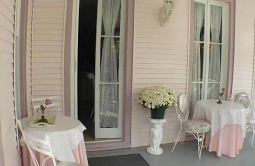 Spring Lake Villa | Two room suite sleeps four