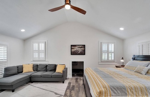 Old Seminole Heights House | Two-Story Luxury|Stunning|Master Suite