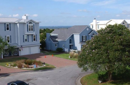 Tybee Island House | Tybee ocean views, short walk to beach Pet friendly