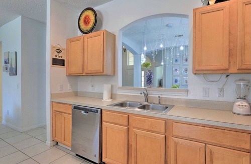 West Kissimmee House | Ultimate Disney Retreat Luxury 8BR Villa with Private Pool at Emerald Island