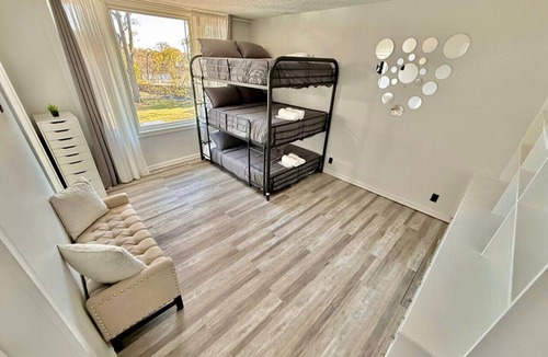 Paterson Villa | Ultimate Luxury Villa: Pool, Sauna, Hot Tub & More