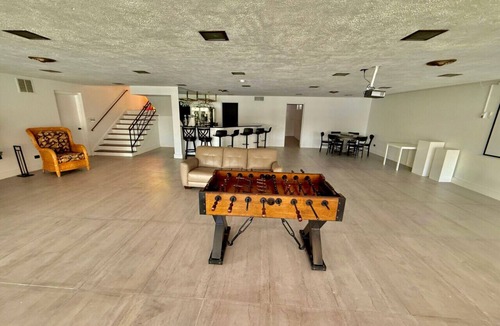Paterson Villa | Ultimate Luxury Villa: Pool, Sauna, Hot Tub & More