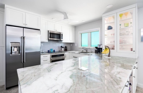 Sanibel Condo | Ultimate Sanibel Beachfront! Island Beach Club, Top Floor, West-Facing, End Unit