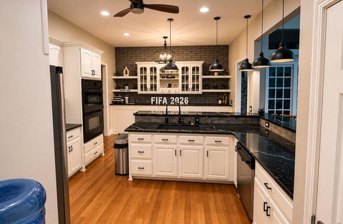 Douglasville House | Ultra-Luxury Estate Private Gated Entry, Spa & Concierge from-Airport and games