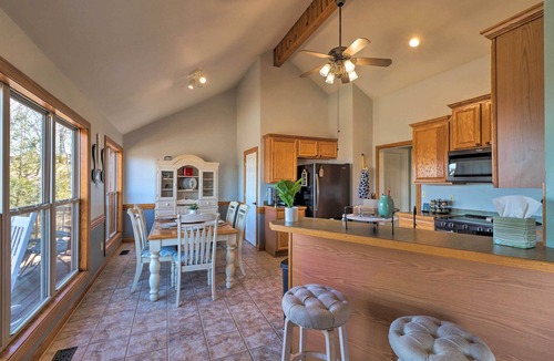 Edgemont House | Unbeatable Views on Greers Ferry Lake-Spacious-Peaceful-Serene-Family Friendly