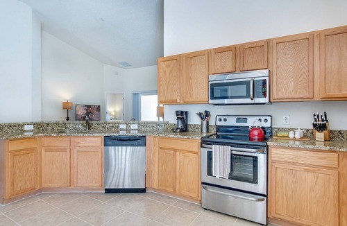 Florida Pines House | Uncover Florida's Wonders: 2025 Rentals with Flair!