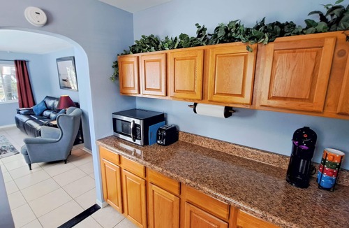 Mount Dora House | "UNDER THE PALMS" of Downtown Mount Dora