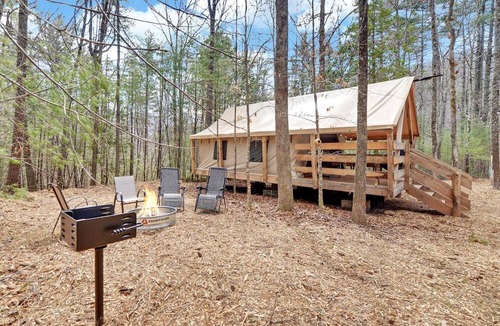 Suches RV Rental | Unforgettable Georgia Glamping: Safari Tent Retreat in Suches