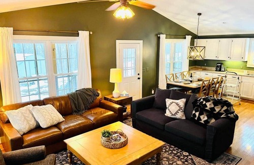 Hot Springs House | Unforgettable Hot Springs Retreat Near Max Patch