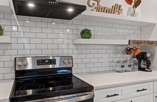 Pineville House | Unique Home - Great Location - Sleep up to 36 with Adj. Units