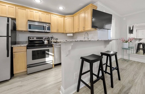 Garden Hills Apartment | Unique Studio w/ Parking+Top Location - 13