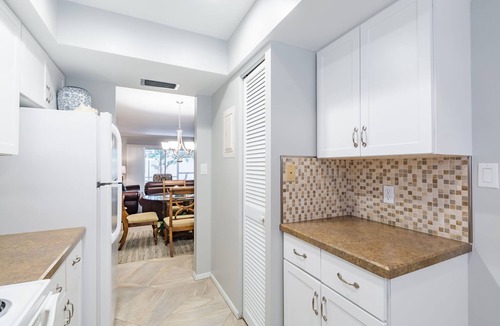 Siesta Key Condo | Unit 123- 2 Bedroom 2 Bathroom Gulf Side Club Interior Condominium