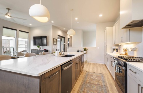 Historic Edgefield House | Unit 14 I Experience Noa Nashville | 5BR Luxury Retreat + Resort Pool