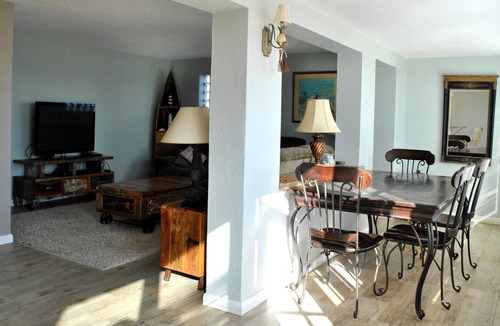 Ocean Grove Terrace Condo | Unit 3 Oceanside 2Bd 1Ba Condos In Ormond-By-The-Sea w/ Large Private Beach Deck