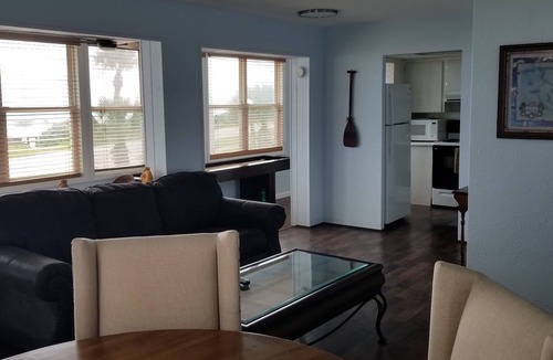 Ocean Grove Terrace House | Unit 4 Oceanside 2Bd 1Ba Condo In Ormond-By-The-Sea w/Large Private Beach Deck
