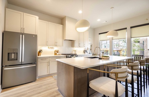 Historic Edgefield House | Unit 9 I Experience Noa Nashville | 4BR Luxury Retreat + Resort Pool