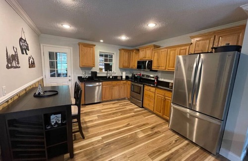 Helen House | Unit B Alpine Adventure Getaway ~ Location ~ Game Room