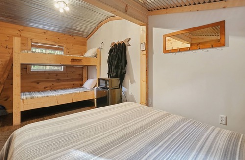 Ellijay House | Unplug at HEMLOCK HIDEAWAY: Cozy Cabin in the Cohuttas