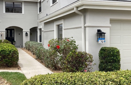 Biggar Condo | Updated 1st floor Villa Condo 3/2 with attached Garage - 12 mins to the Beaches!
