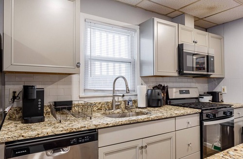 Constable Hook Apartment | Updated 3BR-2BA-9 Beds | NYC | MetLife | Parking
