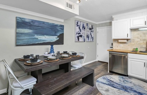 North Forest Beach Villa | UPDATED Hilton Head Island Sands Villa with Terrace & Pacman @ COLIGNY BEACH!